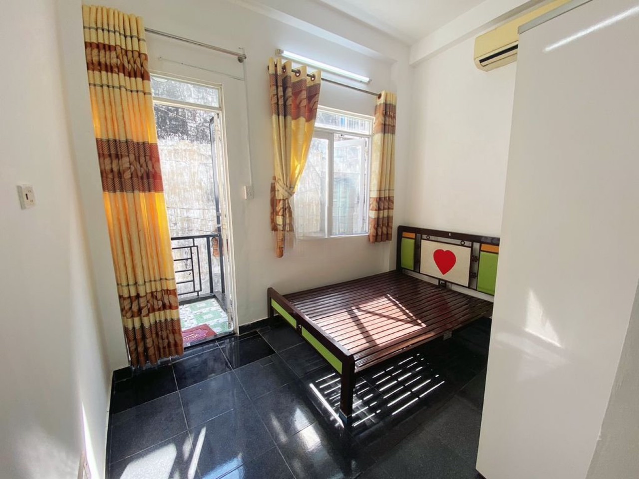 Cho thuê nhà hẻm ba gác Nguyễn Đình Chiểu, Phường 1, Quận 3